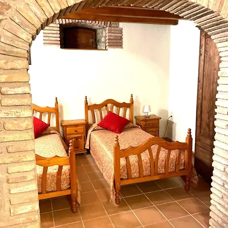 Semesterbostad Cal Uverni Siurana (Alt Emporda)