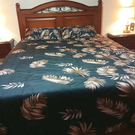 Holiday home Cal Uverni *